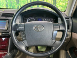 【純正革巻きステアリング】上質な革を使用することで、手にしっかり馴染みとても運転しやすいハンドルです♪