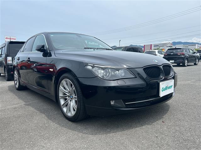 5シリーズセダン 530i 4WD 本革シート