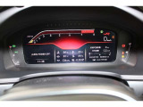 +Rモードメーター表示。サーキットで運転に集中できる表示内容。