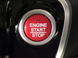 【スマートキー】持っているだけでエンジン始動や、ドアロックの開閉まで出来ちゃう賢く便利なスマートキーを装備!暗くなってもキー穴を捜す必要が無くとっても便利ですから人気の装備です♪