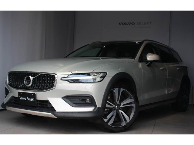 V60クロスカントリー B5 AWD プロ 4WD 