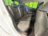 コンパクトカーですが、セカンドシートは十分な広さがあり快適にお乗りいただけます♪シートを倒して大きな荷物を積んだりと、用途の幅が広い1台です。