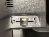 ハンドルの左下にETCがついています。高速道路の料金所の通過も楽々です。 カードの取り出しもしやすい場所についています。