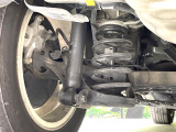 お車を安心してお乗りいただく為には、足回りの定期点検が欠かせません。サービスサポート(有償保証)では無料点検もご提供しており、安心のカーライフをお過ごしいただけるサポート体制が整っています。
