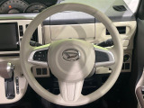 【ステアリングスイッチ】運転中、前方から目線をそらすことなく、オーディオ等の操作が可能な便利機能!安心&快適なドライブを演出してくれます♪