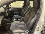 ◆LIBERALAは、輸入車選びの新たなスタイルを提案するインポート・セレクト・ブランドです。オーナー様となる方がクルマから直接感じる感性を第一にした、最良の一台との出会いをコーディネートいたします。