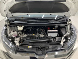 エンジンルーム普段は見えないエンジンルームですが、お手入れが大切な場所ですね。トヨタカローラ名古屋のU-Carはエンジンルームも仕上げております