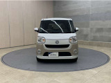 お車購入のポイントとなるフロントマスクです!かわいらしい目つきが印象的なデザインのヘッドランプです。