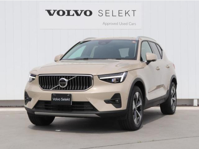 XC40 ウルトラ B4 AWD 4WD 