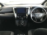 運転のしやすさと心地よさを生むシンプルで上質なデザインがくつろぎの時間にしてくれます。