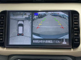 アラウンドビューモニターは4方のカメラで真上から車を見たようにモニターで確認ができる日産の自慢の装備です。是非実際の車で体感してみてください。