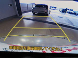 バックモニター付きです。モニターにはガイド線も表示されます。