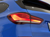 BMW伝統のL字型テールライト