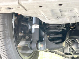 お車を安心してお乗りいただく為には、足回りの定期点検が欠かせません。サービスサポート(有償保証)では無料点検もご提供しており、安心のカーライフをお過ごしいただけるサポート体制が整っています。