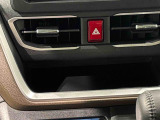 便利な収納が車内の各所にございます