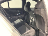 【エアバック】BMWのエアバックやその他の安全装備は、互いに補完しあう事で徹底した安全性を貫きます。万一の事故の際にそれぞれ最適な保護を提供してくれます!