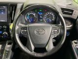 【純正革巻きステアリング】上質な革を使用することで、手にしっかり馴染みとても運転しやすいハンドルです♪
