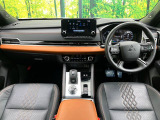 アウトランダー PHEV 2.4 P 4WD 