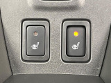 【前席シートヒーター】寒い日に重宝するシートヒーター!エアコンより早く温まってくれるので寒がりの人も安心ですね♪エアコンの温風は乾燥するから苦手、という方にもをおすすめです。