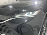 LEDヘッドライトで夜間の走行も安心です!
