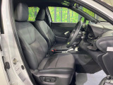 運転席シート廻りは使用感も少なく、良好な状態となっています。前オーナー様が丁寧に使っていたことがよくわかりますね。