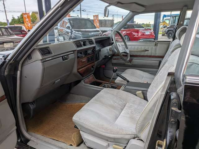 日産 セドリックセダン 430セドリック ターボS E-430 5速MT 保証書