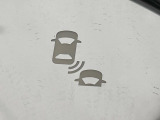 【ブラインドスポットモニター】走行中、ドアミラーの死角になりやすい箇所に後続車が接近するとサイドミラーのレンズに警告を表示!ドライバーに注意喚起をしてくれます。