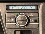 車内空調は&rdquo;AUTOエアコン&rdquo;にお任せ。運転に集中出来ますよ!