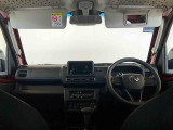 背の高い方でも頭がラクに通せ、シートも無理のない姿勢で乗り降りしやすい高さです。
