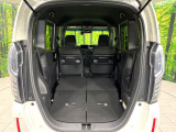 普段のお買い物や通勤、送迎等に十分な荷室スペースを確保しております。セカンドシートを倒すと、大きな荷物の積載も可能です♪