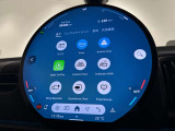 iPhoneを無線で接続して、対応したアプリを車載ディスプレイで使用できる「Apple CarPlay」にも対応