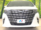 弊社では、全車『修復歴なし』のお車のみ取り扱っております。専任バイヤーによる厳選した仕入れの後、入庫後の車両チェックを行い、ネクステージが認定した高品質な中古車をご提供しております。