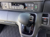 こちらの車両はオススメの当社使用のデモカー、レンタアップ車ですよ!(^^)!カーナビなどお得な装備がしっかり装備された車両ですよ。