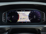 8. 下取り現在お乗りのお車は、メーカーや車種を問わず、下取りさせていただきます。