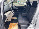 ネットでは伝えきれない車輌の良さが多々ございます。ぜひご来店のうえ、お客様自身の目で実際のお車をお確かめください!