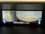 【フロントカメラ】運転席に座った状態で死角になりやすいクルマの前の様子まで確認でき安全ですね♪
