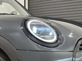 LEDヘッドライト・1目でMINIと分かる丸目のライトです。