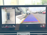 ●パノラミックビューモニター:専用のカメラにより、上から見下ろしたような視点で360度クルマの周囲を確認することができます☆死角部分も確認しやすく、狭い場所での切り返しや駐車もスムーズに行えます。