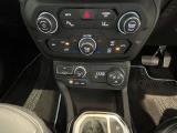 メーカーのトレーニングを受講した、専任メカニックが責任を持ってメンテナンスを実施。車検や点検はもちろん、愛車についてきになること、不安なこと、部品購入など、どんな事でもお気軽にご相談下さいませ。