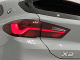 BMW伝統のL字型テールライト