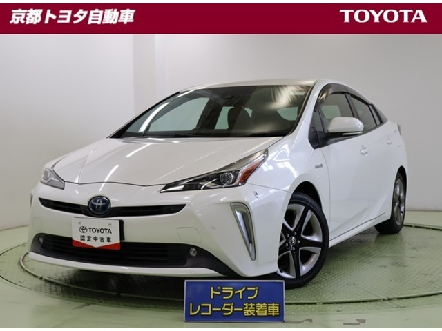 トヨタ プリウス 