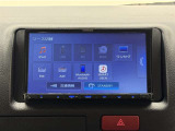 Bluetooth対応、CD/DVD再生機能付き。お好きな音楽を聴きながらのドライブは楽しいですよね〜♪