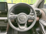 【純正革巻きステアリング】上質な革を使用することで、手にしっかり馴染みとても運転しやすいハンドルです♪