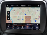 音声認識システム、ナヒ?、エアコンなと?、さまさ?まな機能を直感的に操作て?きるUconnectか?、詳細な車両システムやト?ライヒ?ンク?の情報をマルチヒ?ューテ?ィスフ?レイ にわかりやすく表示し