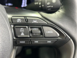 【レーダークルーズコントロール】高速道路での長距離走行が楽に!!自動で速度を保つクルーズコントロールが、衝突軽減システムと連携し、前方の車両を感知して車間を保つように速度調節してくれます!!