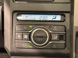 車内空調は&rdquo;AUTOエアコン&rdquo;にお任せ。運転に集中出来ますよ!
