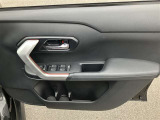 各種スイッチです