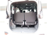 【車屋】として、長く車業界に従事した経験豊富なスタッフが多数在籍しております。