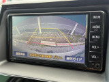 便利な【バックモニター】で安全確認もできます。駐車が苦手な方にもオススメな便利機能です。