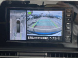 アラウンドビューモニターは4方のカメラで真上から車を見たようにモニターで確認ができる日産の自慢の装備です。是非実際の車で体感してみてください。